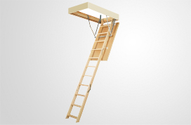 Escaliers escamotables avec une échelle en bois